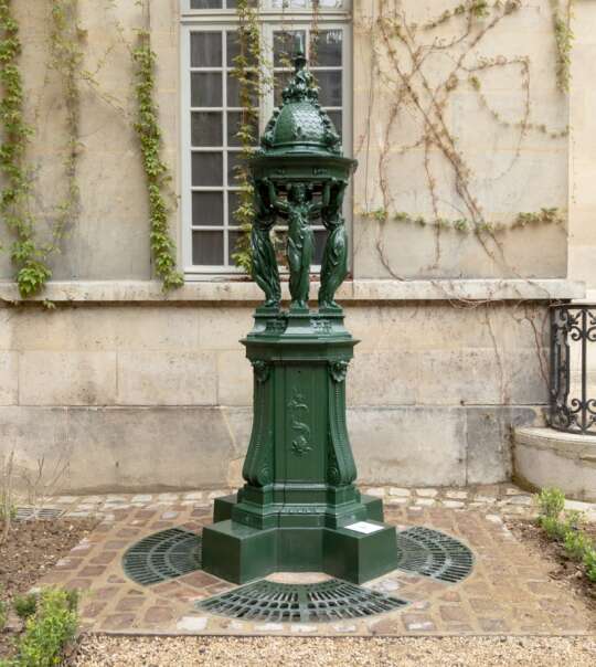 Les petites histoires des fontaines Wallace : symbole de générosité à Paris