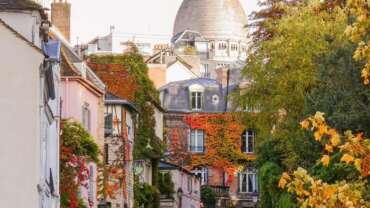 Montmartre au fil des saisons : un voyage à travers la lumière et les émotions